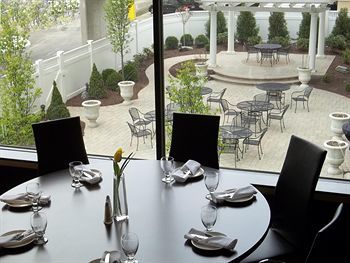Doubletree By Hilton Binghamton